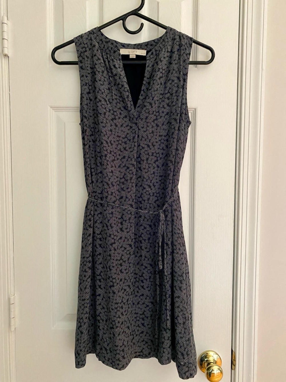 LOFT Women’s Petite Black & White Printed Sleeveless Tie-Waist Dress